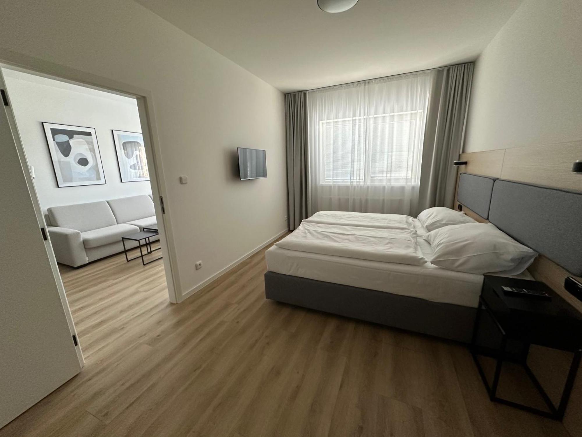 Hotel Kapitol Мост Екстер'єр фото